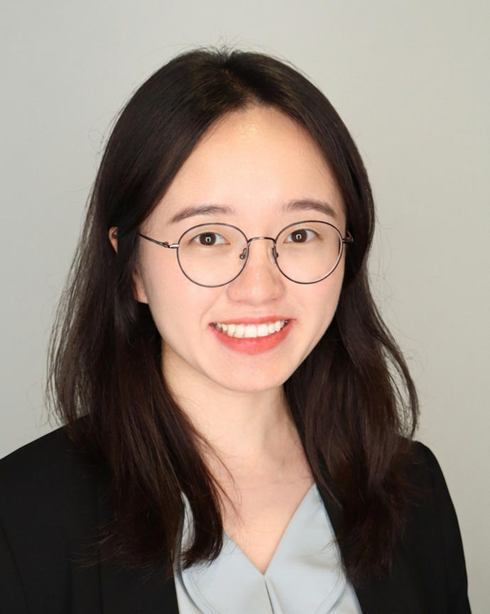 Portrait photo of Yimei Li
